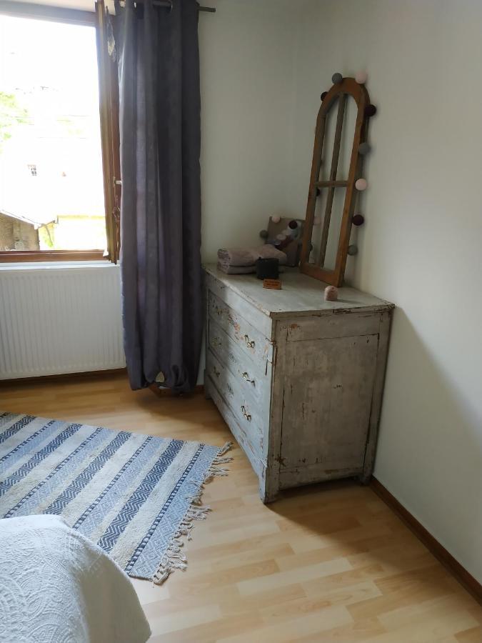 Chez Sylvie, Chambre Calme サン・レオン・シュル・ヴェゼール エクステリア 写真